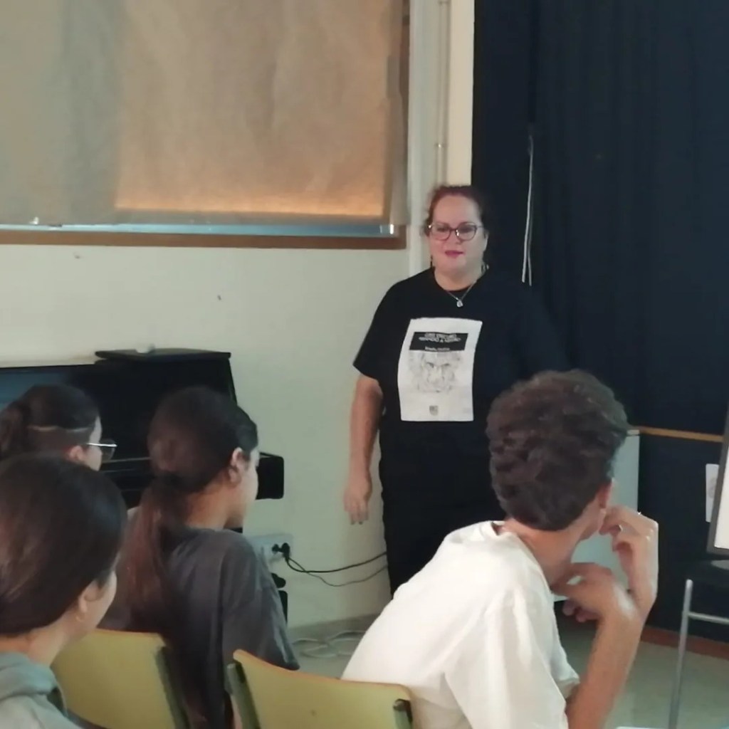 ‘Gris oscuro tirando negro’ llegó al IES El&nbsp;Batán